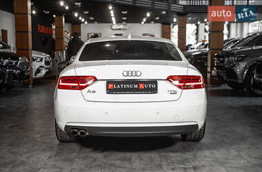 Купе Audi A5 2011 в 