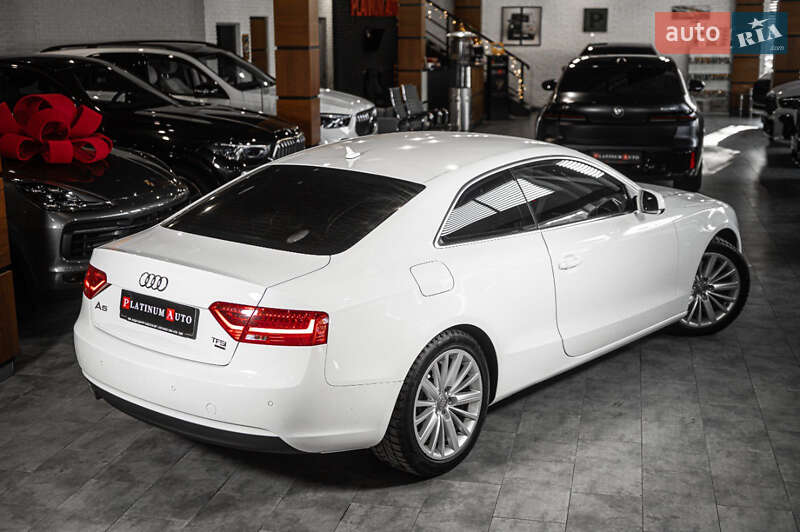 Купе Audi A5 2011 в Одессе