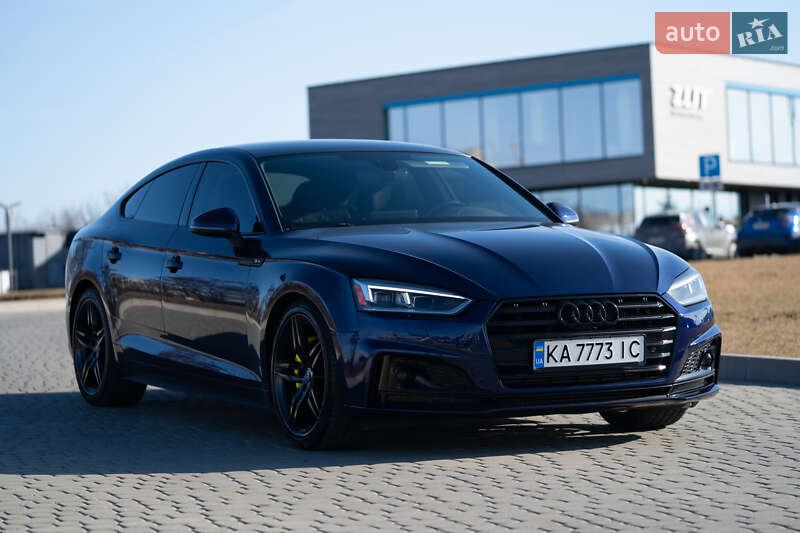 Ліфтбек Audi A5 2019 в 