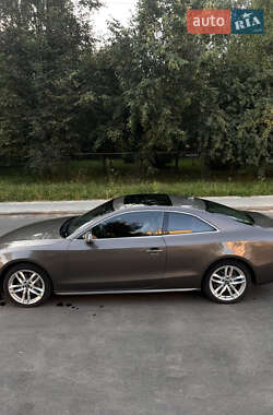 Купе Audi A5 2013 в 
