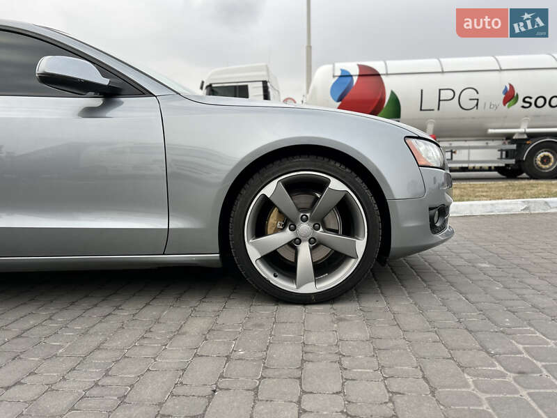 Купе Audi A5 2011 в Ровно