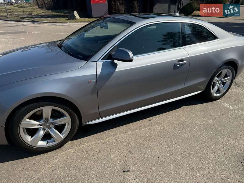 Купе Audi A5 2015 в Киеве