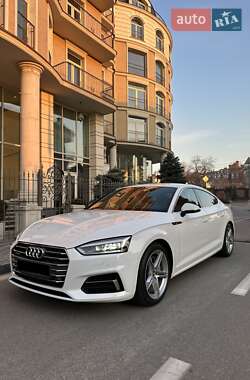 Купе Audi A5 2017 в 
