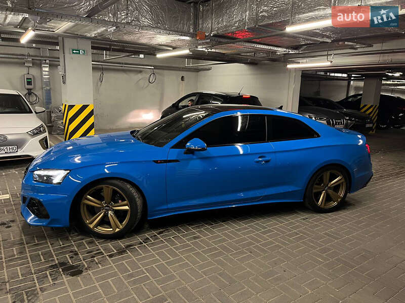 Купе Audi A5 2022 в Львове