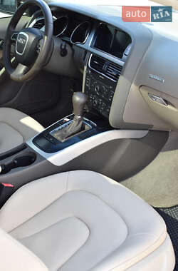 Купе Audi A5 2010 в 