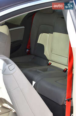 Купе Audi A5 2010 в 