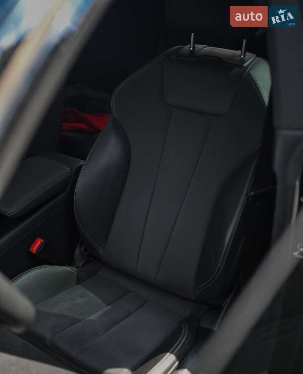 Лифтбек Audi A5 2023 в Львове