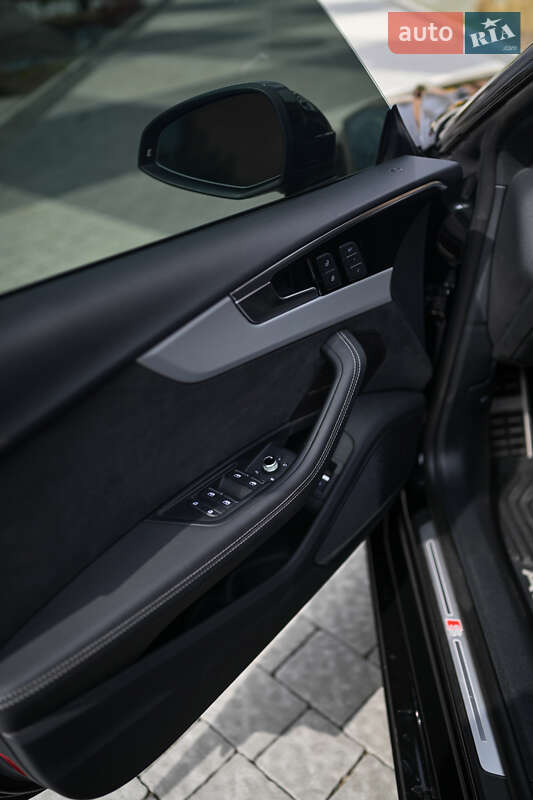 Лифтбек Audi A5 2023 в Львове