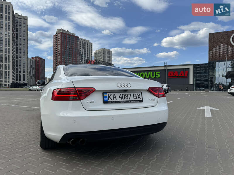 Купе Audi A5 2011 в Киеве