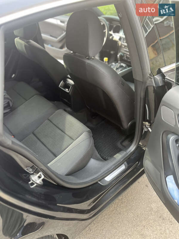 Купе Audi A5 2010 в Карловке