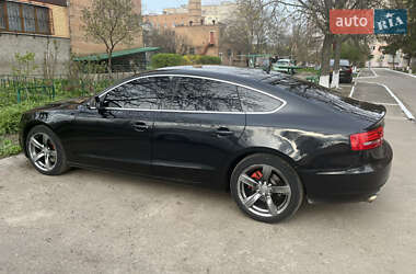 Купе Audi A5 2010 в Карлівці