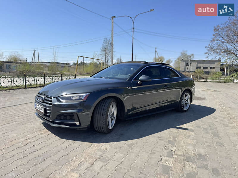 Купе Audi A5 2017 в Нетешине
