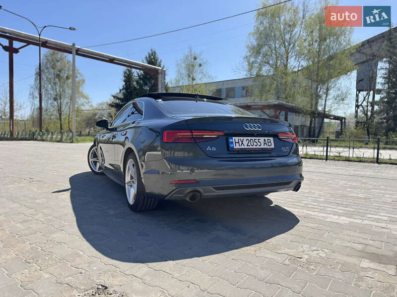 Купе Audi A5 2017 в Нетешине