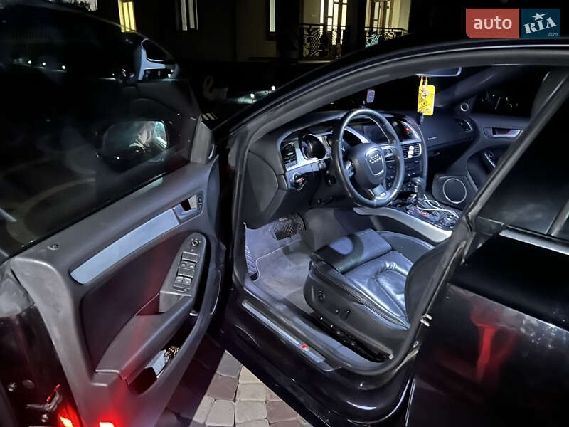 Купе Audi A5 2011 в Чернівцях