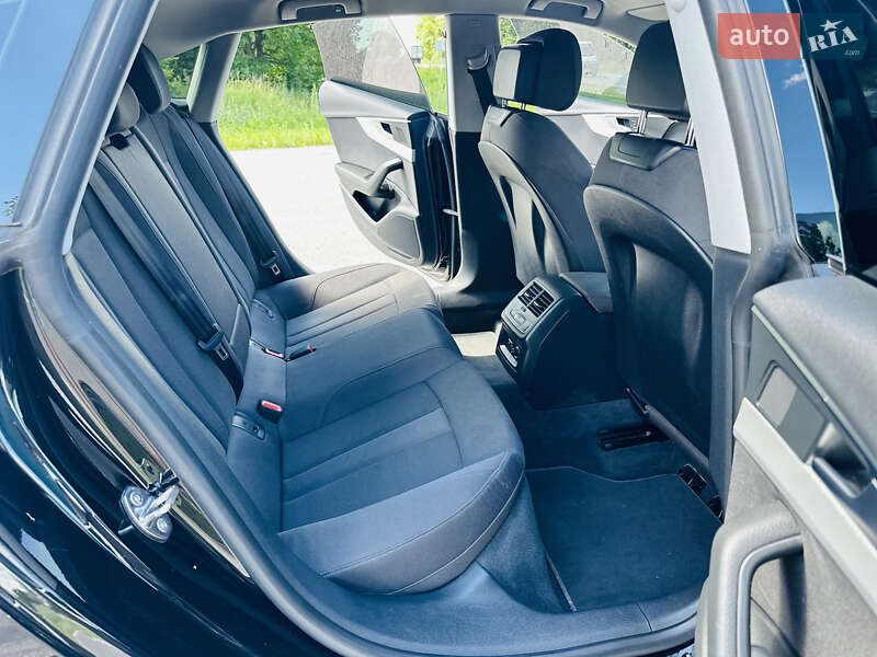 Лифтбек Audi A5 2020 в Киеве
