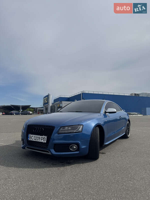 Купе Audi A5 2010 в Киеве