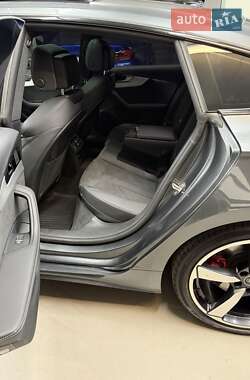 Лифтбек Audi A5 2022 в 
