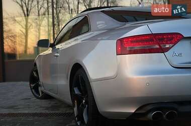 Купе Audi A5 2011 в 