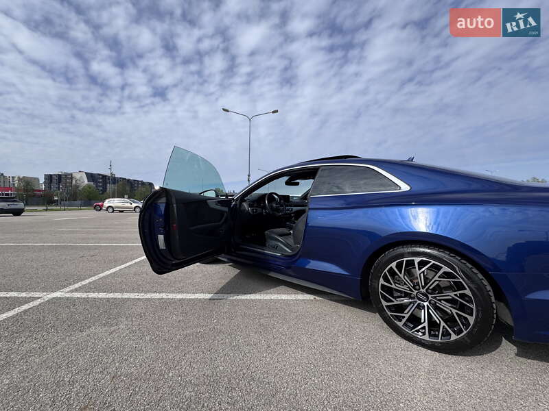 Купе Audi A5 2017 в Киеве