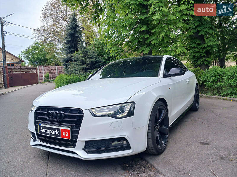 Купе Audi A5 2015 в 