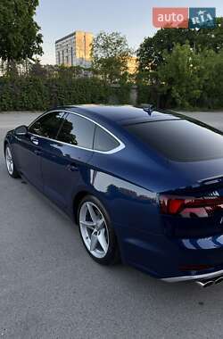 Ліфтбек Audi A5 2018 в 