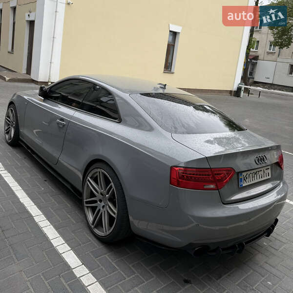 Купе Audi A5 2009 в Рівному