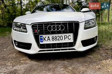 Купе Audi A5 2010 в 