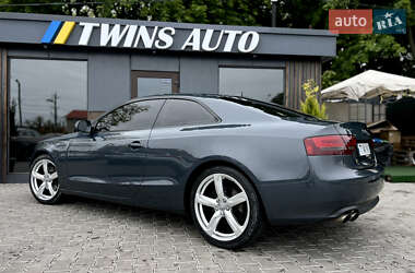 Купе Audi A5 2010 в 