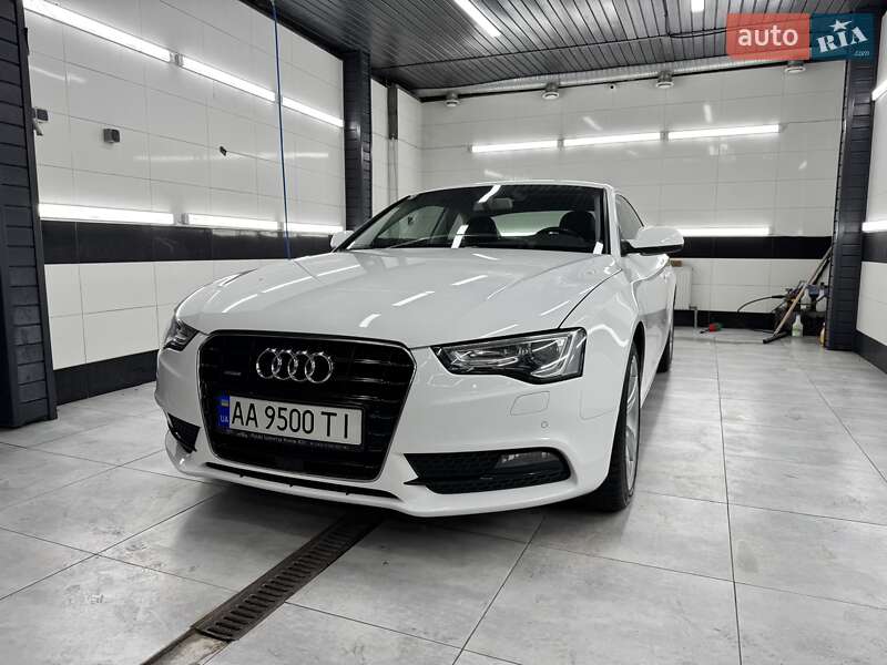 Купе Audi A5 2012 в 