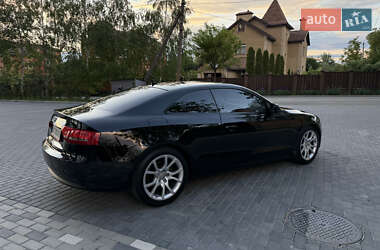 Купе Audi A5 2010 в 