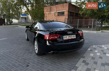 Купе Audi A5 2010 в 