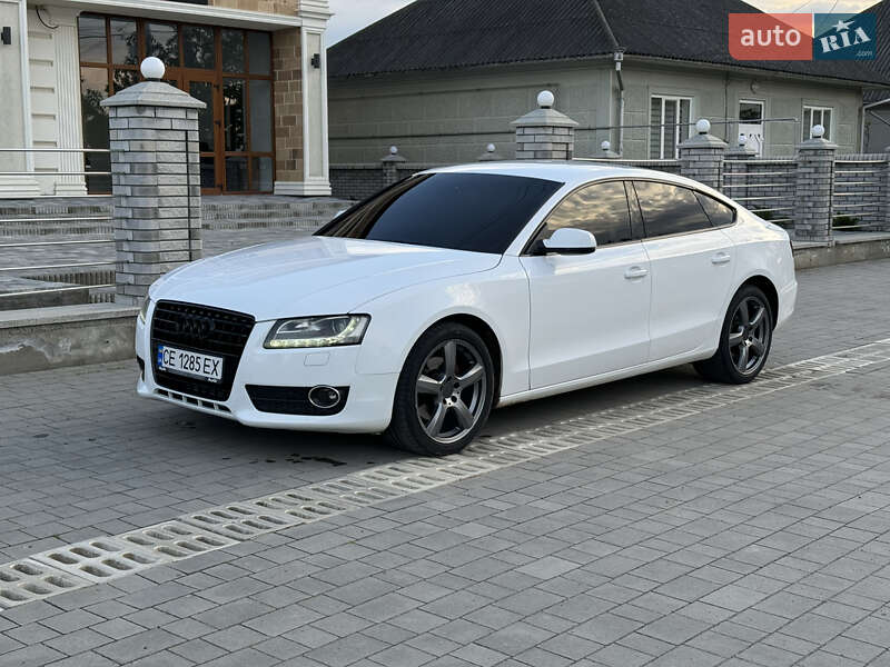 Купе Audi A5 2009 в 