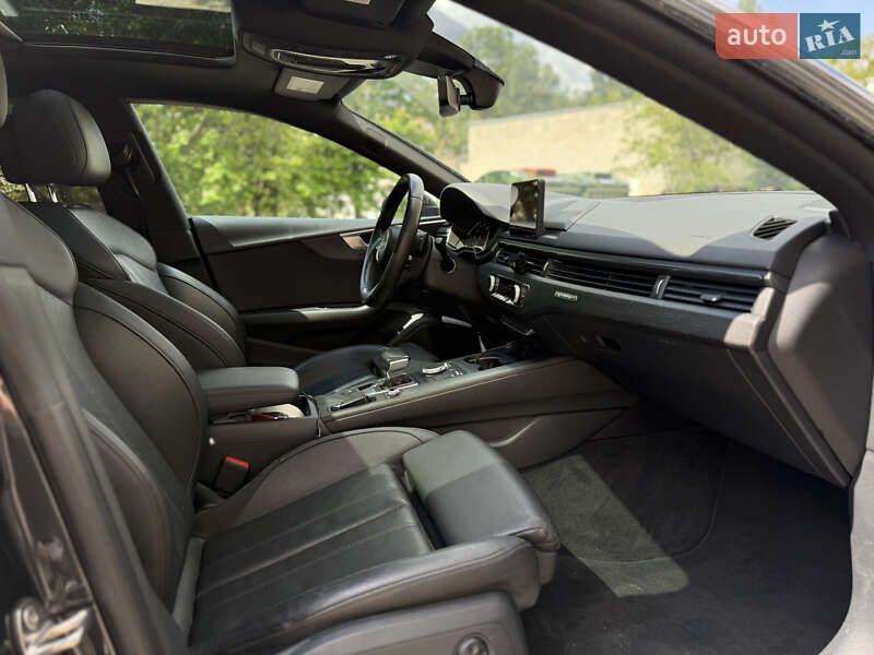 Купе Audi A5 2018 в Киеве фото 12 Купе Audi A5 2018 в Киеве