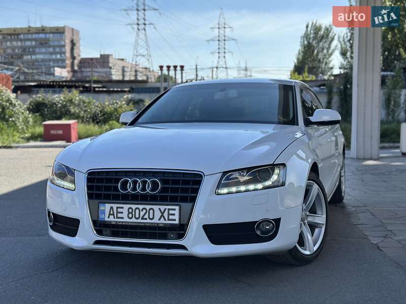 Купе Audi A5 2011 в 