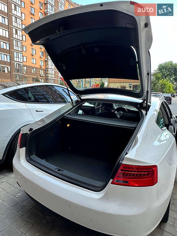 Купе Audi A5 2012 в Львове