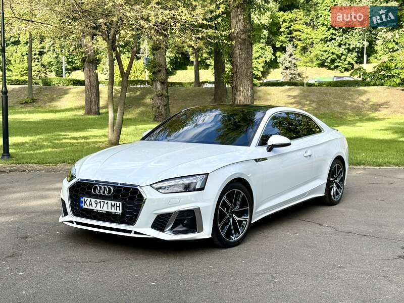 Купе Audi A5 2023 в Киеве