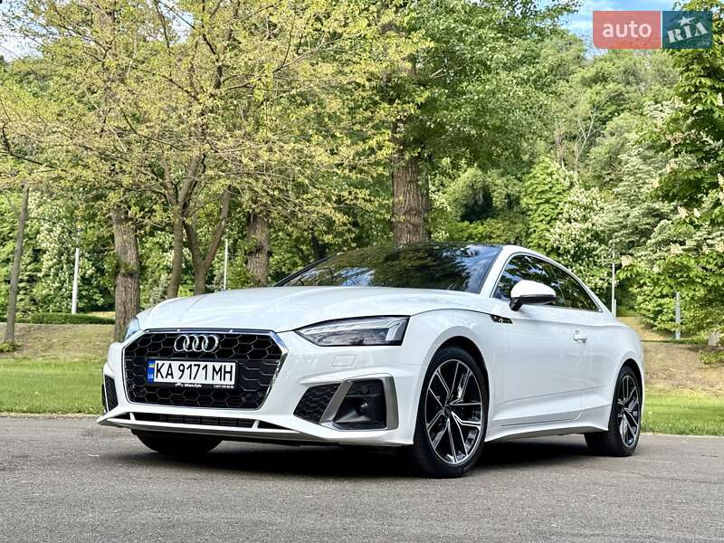 Купе Audi A5 2023 в Киеве