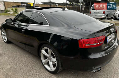 Купе Audi A5 2011 в 