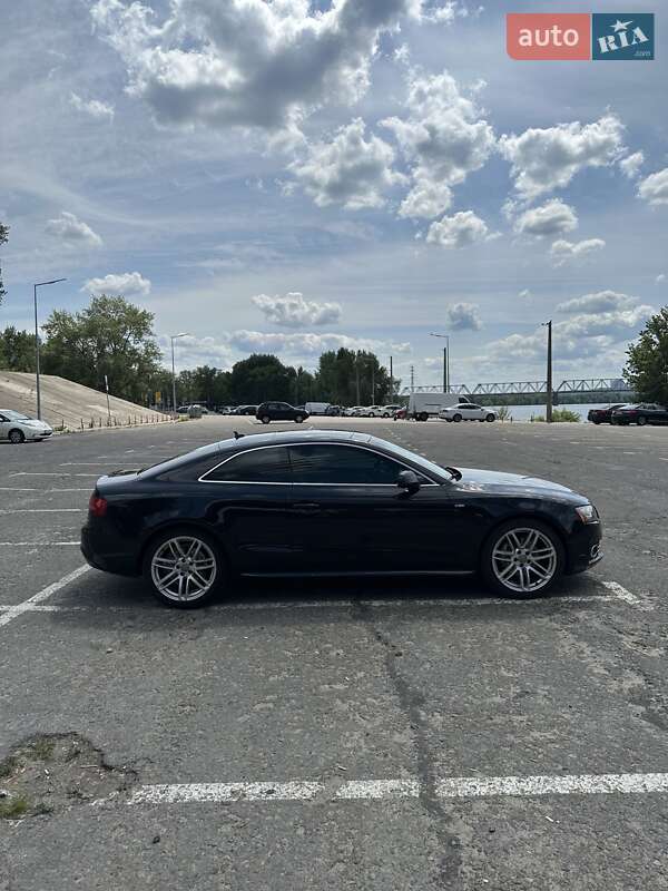 Купе Audi A5 2012 в Києві