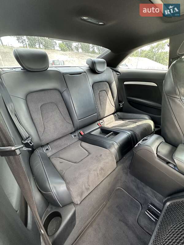 Купе Audi A5 2012 в Києві