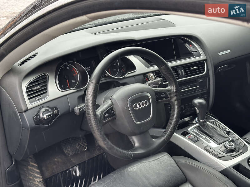 Купе Audi A5 2010 в Ровно
