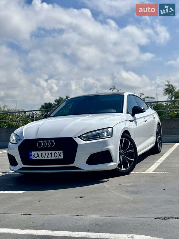 Купе Audi A5 2017 в 