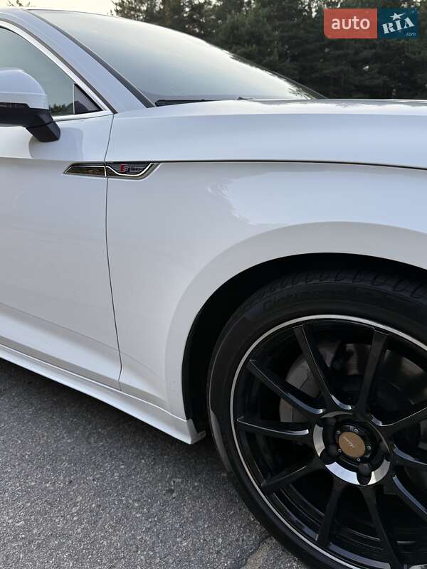 Лифтбек Audi A5 2022 в Кременчуге