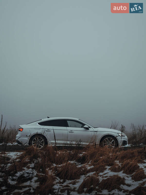 Лифтбек Audi A5 2022 в Кременчуге