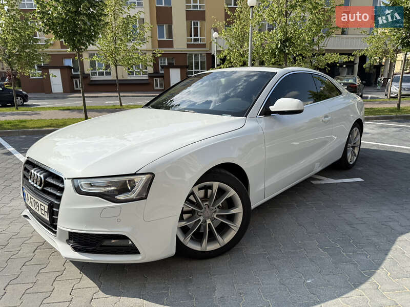 Купе Audi A5 2013 в 