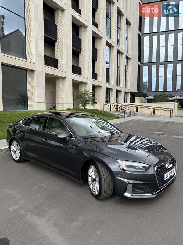 Лифтбек Audi A5 2020 в Киеве