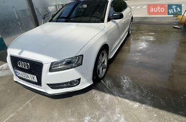 Купе Audi A5 2010 в 