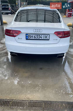 Купе Audi A5 2010 в 