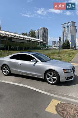 Купе Audi A5 2010 в 