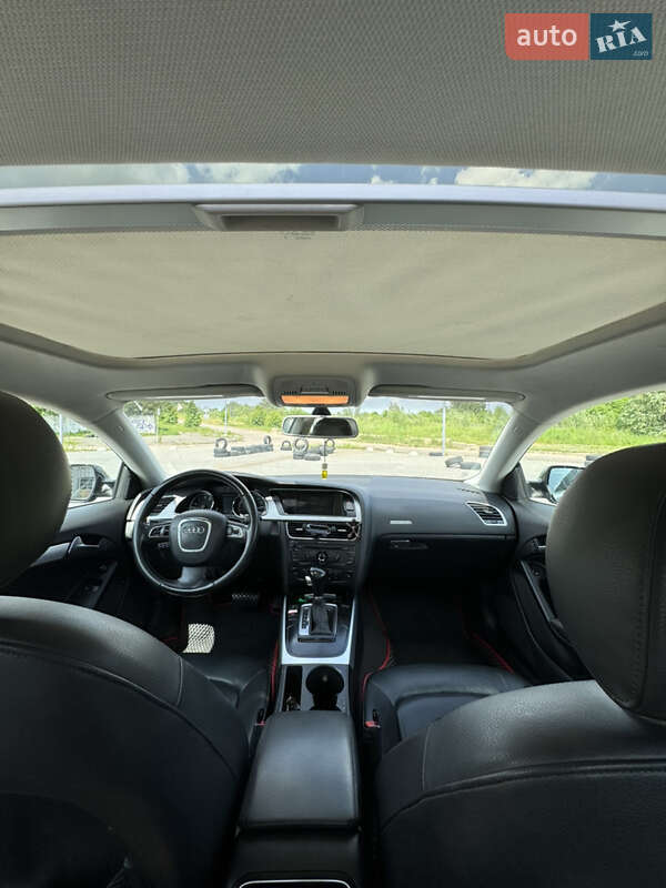Купе Audi A5 2010 в Львове